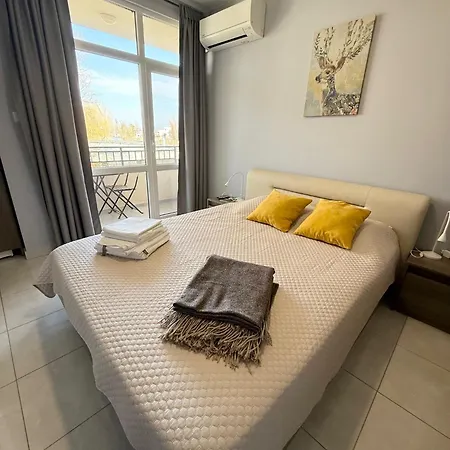 Apart-hotel Nm Shkorpilovtsi