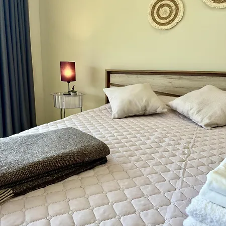 Apart-hotel Nm Shkorpilovtsi