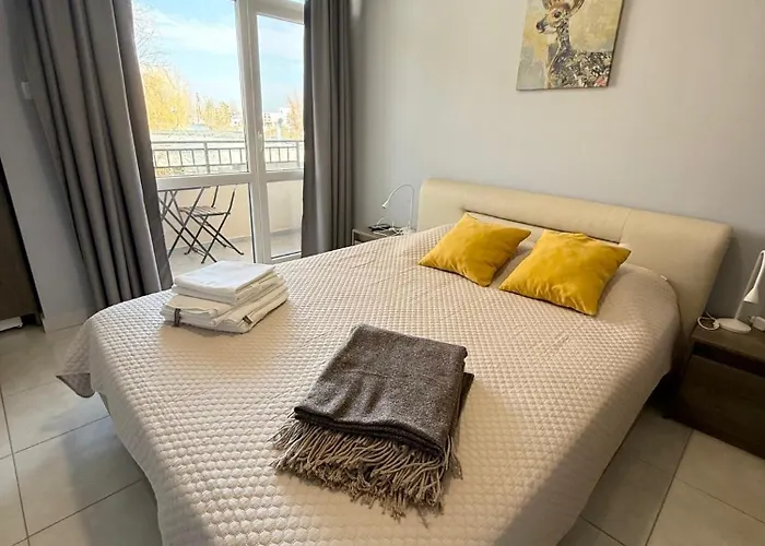 Hotel apartamentowy Nm Shkorpilovtsi